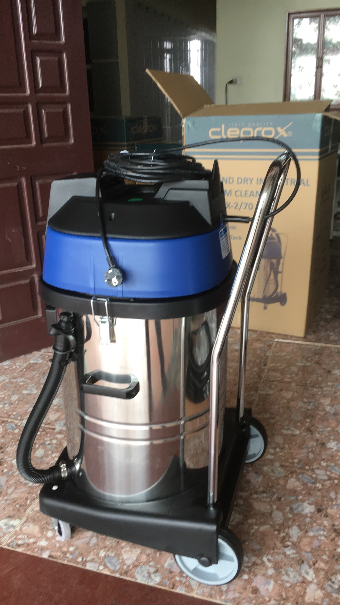 Máy hút bụi Clepro của công nghệ Italy